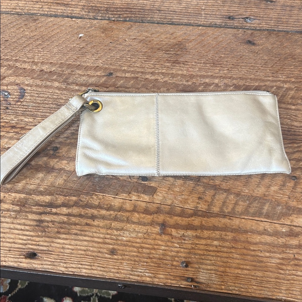 Hobo Vida Leather Wristlet - Picture 2 of 6